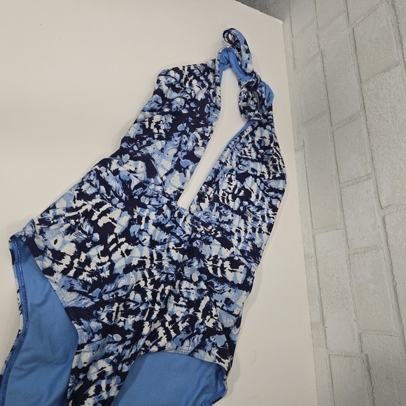 aerie halter top one piece swimsuit - Picture 6 of 16